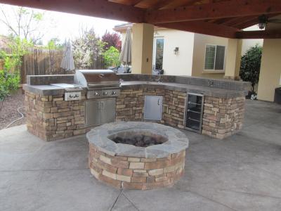 Patio | Outdoor Kitchen